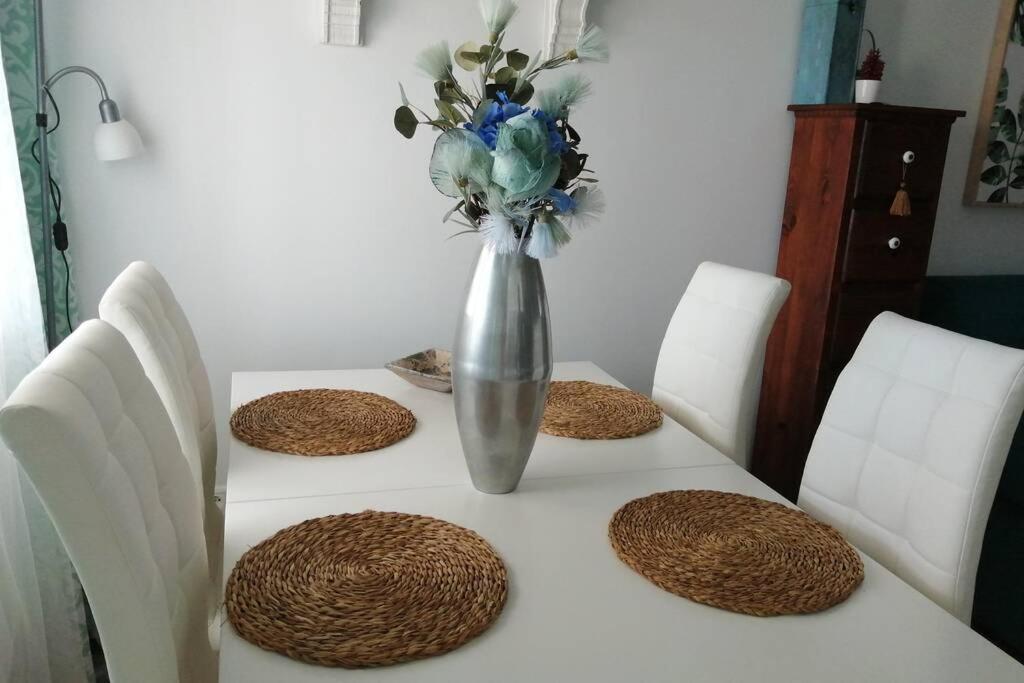 אל קאמפיו Apartamento Con Vistas Al Mar מראה חיצוני תמונה