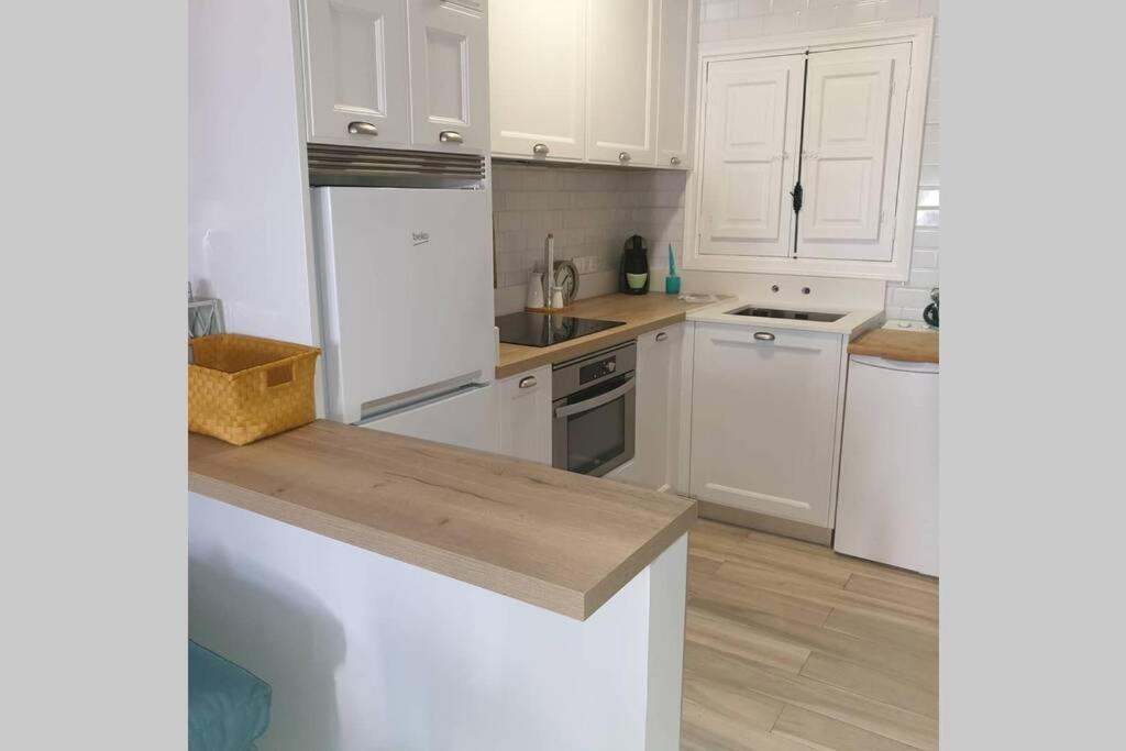 אל קאמפיו Apartamento Con Vistas Al Mar מראה חיצוני תמונה